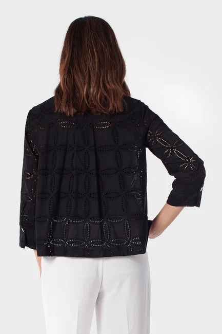 Opengewerkte blouse
