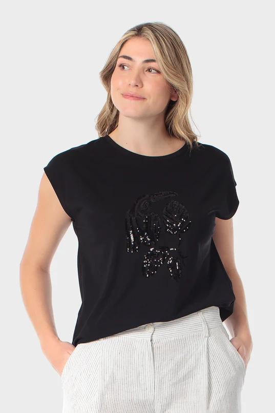 Top met paillettenapplicatie