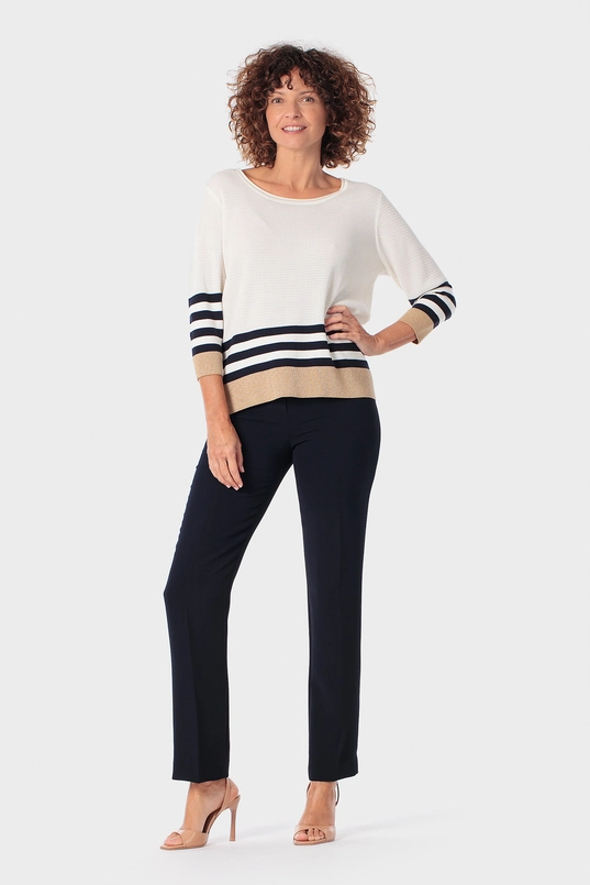 Top met streepaccenten